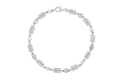 Lot 232 - A DIAMOND BRACELET