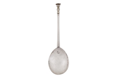 Lot 488 - A Charles I provincial West Country silver seal top spoon, Exeter dated 1637 by George Barnes (free. 1628, d, 1646)