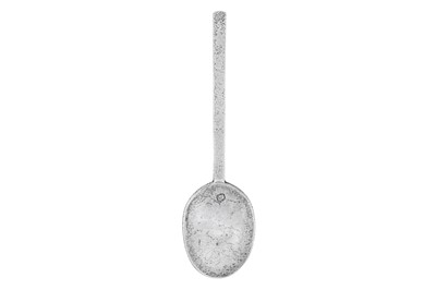 Lot 484 - A Charles I sterling silver ‘excavated’ puritan spoon, London 1649 by Stephen Venables (free. 22nd January 1641, d. 1683)