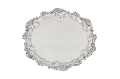 Lot 383 - An Edwardian sterling silver salver, Sheffield 1903 by Walker and Hall