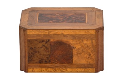 Lot 21 - AMERICAN YOSEMITE SPECIMEN WOOD BOX, CIRCA 1880-1900