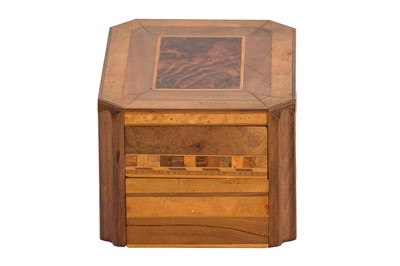 Lot 21 - AMERICAN YOSEMITE SPECIMEN WOOD BOX, CIRCA 1880-1900