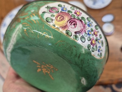 Lot 115 - A group of three George III Bilston or South Staffordshire enamel bowls