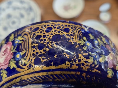 Lot 115 - A group of three George III Bilston or South Staffordshire enamel bowls