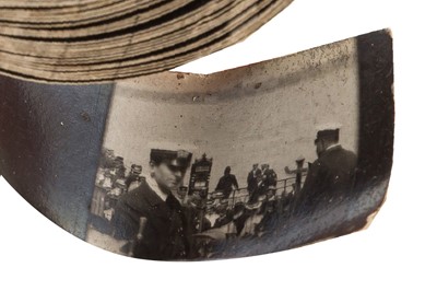 Lot 32 - A Tabletop Kinora Viewer with a Selection of Reels