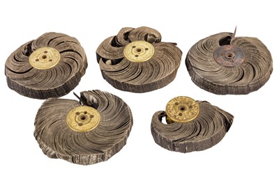 Lot 32 - A Tabletop Kinora Viewer with a Selection of Reels