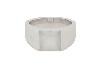 Lot 153 - CARTIER Ι A MOONSTONE RING, CIRCA 1999