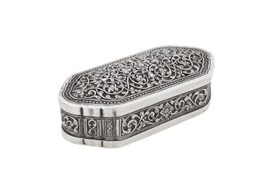Lot 137 - An early 20th century Ceylonese (Sri Lankan) unmarked silver lime box, Kandy circa 1920