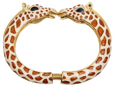 Lot 99 - A KENNETH JAY LANE DOUBLE GIRAFFE CUFF