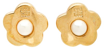 Lot 30 - Givenchy Ivory Pearl Flower Logo Pierced Earrings
