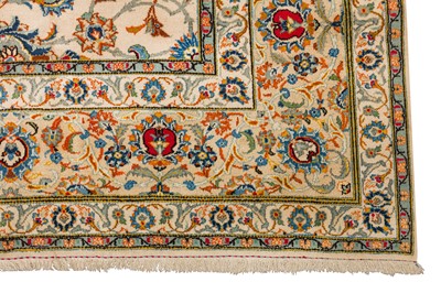 Lot 11 - A FINE KASHAN CARPET, WEST PERSIA