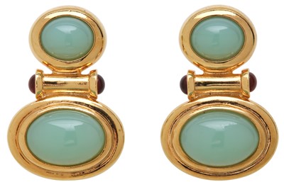 Lot 8 - Elizabeth Taylor Green Clip On Earrings