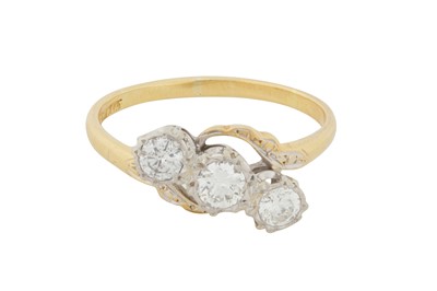 Lot 72 - A THREE-STONE DIAMOND RING