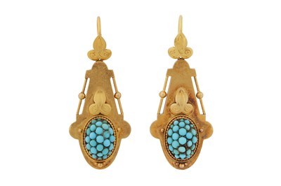 Lot 11 - A PAIR OF TURQUOISE PENDENT EARRINGS