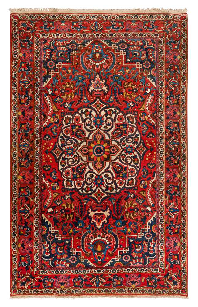 Lot 3 - A FINE BAKHTIARI RUG, WEST PERSIA