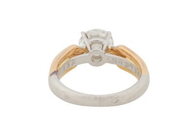 Lot 98 - CARTIER Ι A SINGLE-STONE DIAMOND RING