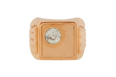 Lot 62 - A SIGNET DIAMOND RING