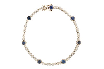 Lot 226 - A SAPPHIRE AND DIAMOND LINE BRACELET