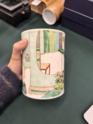 Lot 499 - A Chinese famille-verte 'figural' brush pot, bitong, 19th - 20th century