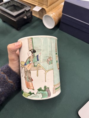 Lot 499 - A Chinese famille-verte 'figural' brush pot, bitong, 19th - 20th century