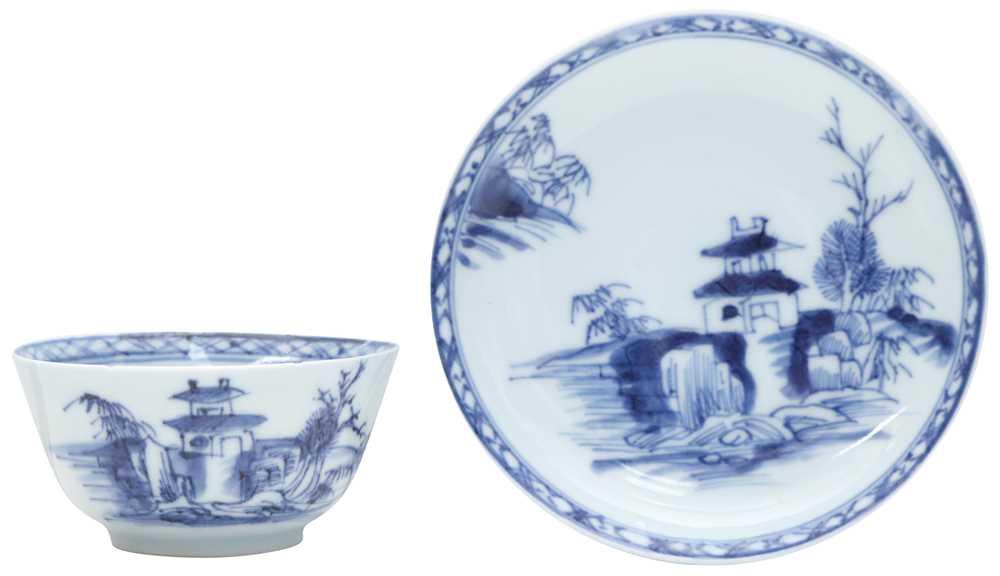 Lot 528 - A CHINESE BLUE AND WHITE NANKING CARGO CUP AND SAUCER