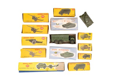 Lot 434 - A MIXED GROUP OF BOXED MILITARY DINKY