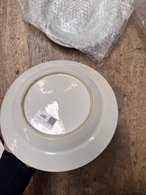 Lot 287 - A PAIR OF RARE CHINESE EN-GRISAILLE 'FORTUNE TELLER' DISHES