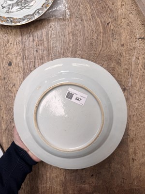 Lot 287 - A PAIR OF RARE CHINESE EN-GRISAILLE 'FORTUNE TELLER' DISHES