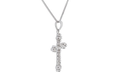 Lot 187 - A diamond cross pendant necklace