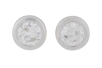 Lot 203 - A pair of single-stone diamond studs