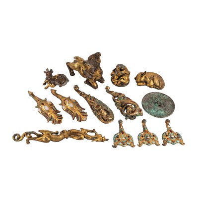 Lot 155 - A group of Chinese archaistic bronzes, 20th century or earlier