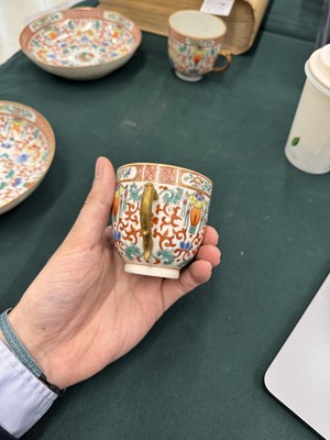 Lot 496 - A pair of Chinese enamelled cups and a pair of dishes, 19th - 20th century