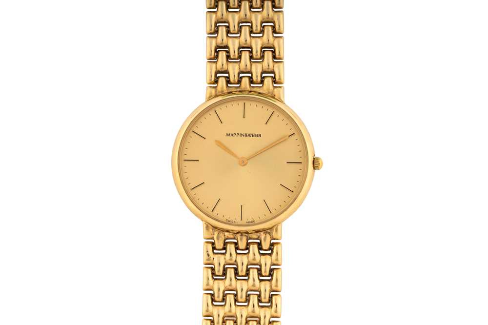 Lot 416 - Men's/Unisex Mappin & Webb 9k Gold Bracelet Watch