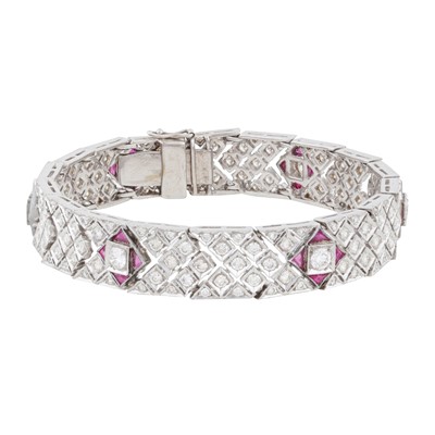 Lot 185 - A ruby and diamond bracelet