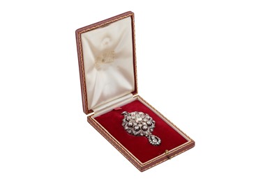 Lot 17 - A diamond pendant/brooch, late 19th century