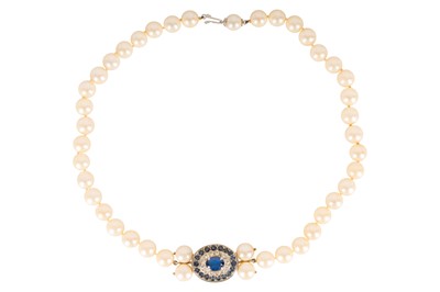 Lot 184 - A CULTURED PEARL, SAPPHIRE AND DIAMOND NECKLACE