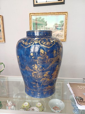 Lot 41 - A very large Chinese powder-blue gilt-decorated jar and cover, Qing dynasty, Kangxi period