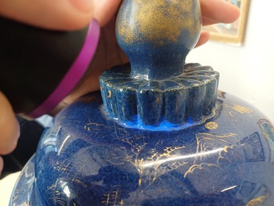Lot 41 - A very large Chinese powder-blue gilt-decorated jar and cover, Qing dynasty, Kangxi period
