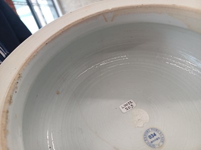 Lot 41 - A very large Chinese powder-blue gilt-decorated jar and cover, Qing dynasty, Kangxi period