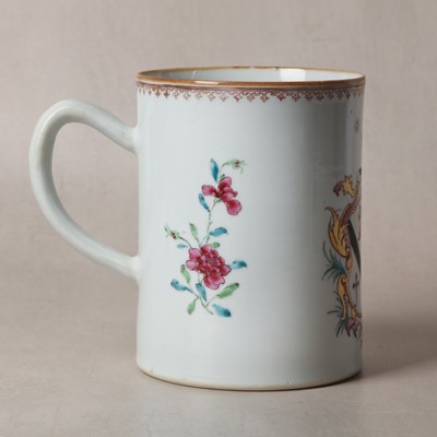 Lot 49 - A large Chinese export armorial 'Arms of Denison Sykes' mug, Qing dynasty, Qianlong period