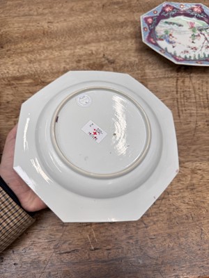 Lot 52 - A pair of fine Chinese export octagonal 'lady and child' dishes, Qing dynasty, Yongzheng period