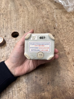 Lot 56 - A fine Chinese export armorial 'Grice/Harper' tea caddy, Qing dynasty, Yongzheng period