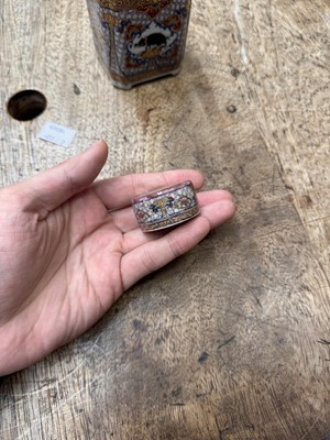 Lot 56 - A fine Chinese export armorial 'Grice/Harper' tea caddy, Qing dynasty, Yongzheng period