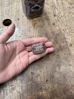 Lot 56 - A fine Chinese export armorial 'Grice/Harper' tea caddy, Qing dynasty, Yongzheng period