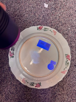 Lot 51 - A pair of fine Chinese export foliate dishes, Qing dynasty, Yongzheng period, circa 1730