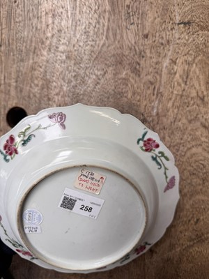 Lot 51 - A pair of fine Chinese export foliate dishes, Qing dynasty, Yongzheng period, circa 1730