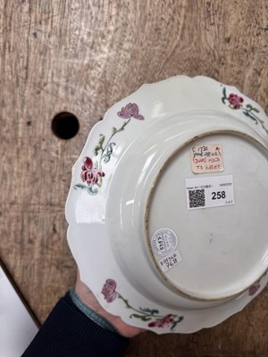 Lot 51 - A pair of fine Chinese export foliate dishes, Qing dynasty, Yongzheng period, circa 1730