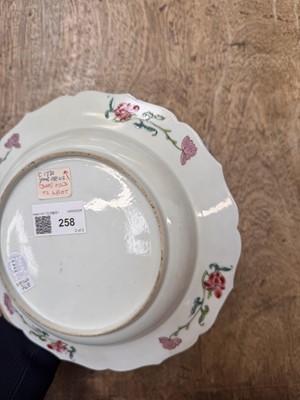 Lot 51 - A pair of fine Chinese export foliate dishes, Qing dynasty, Yongzheng period, circa 1730