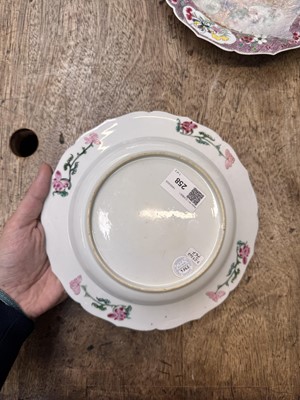 Lot 51 - A pair of fine Chinese export foliate dishes, Qing dynasty, Yongzheng period, circa 1730