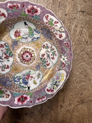 Lot 51 - A pair of fine Chinese export foliate dishes, Qing dynasty, Yongzheng period, circa 1730